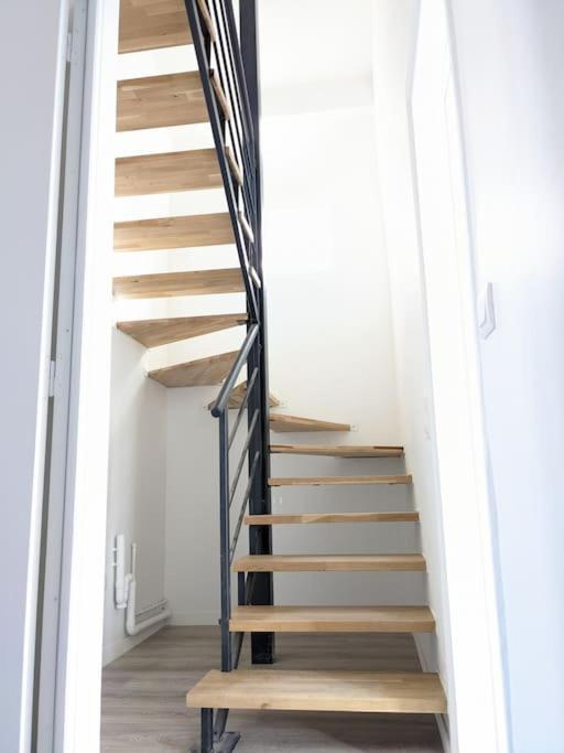 רומנוויל Grande Maison Renovee A 7 Min Du Metro מראה חיצוני תמונה